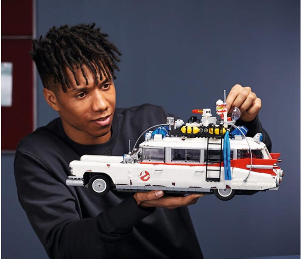 LEGO Icons 10274 ECTO-1 Pogromców duchów - 1012673 - zdjęcie 11